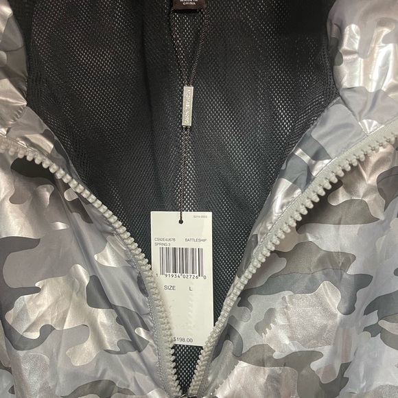 BNWT Michael Kors Mens Wind breaker/Rain HoodieSM,XL,XXL - Picture 15 of 15